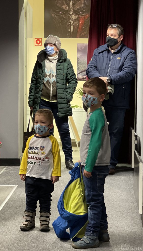 Fellobbant a szeretet lángja 25